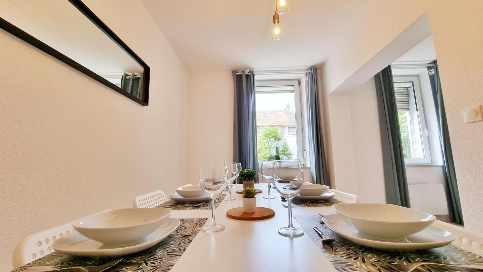 Le Triplex - 5 Chambres - 10 Pers- Fibre - Relax Bnb مُلووز المظهر الخارجي الصورة