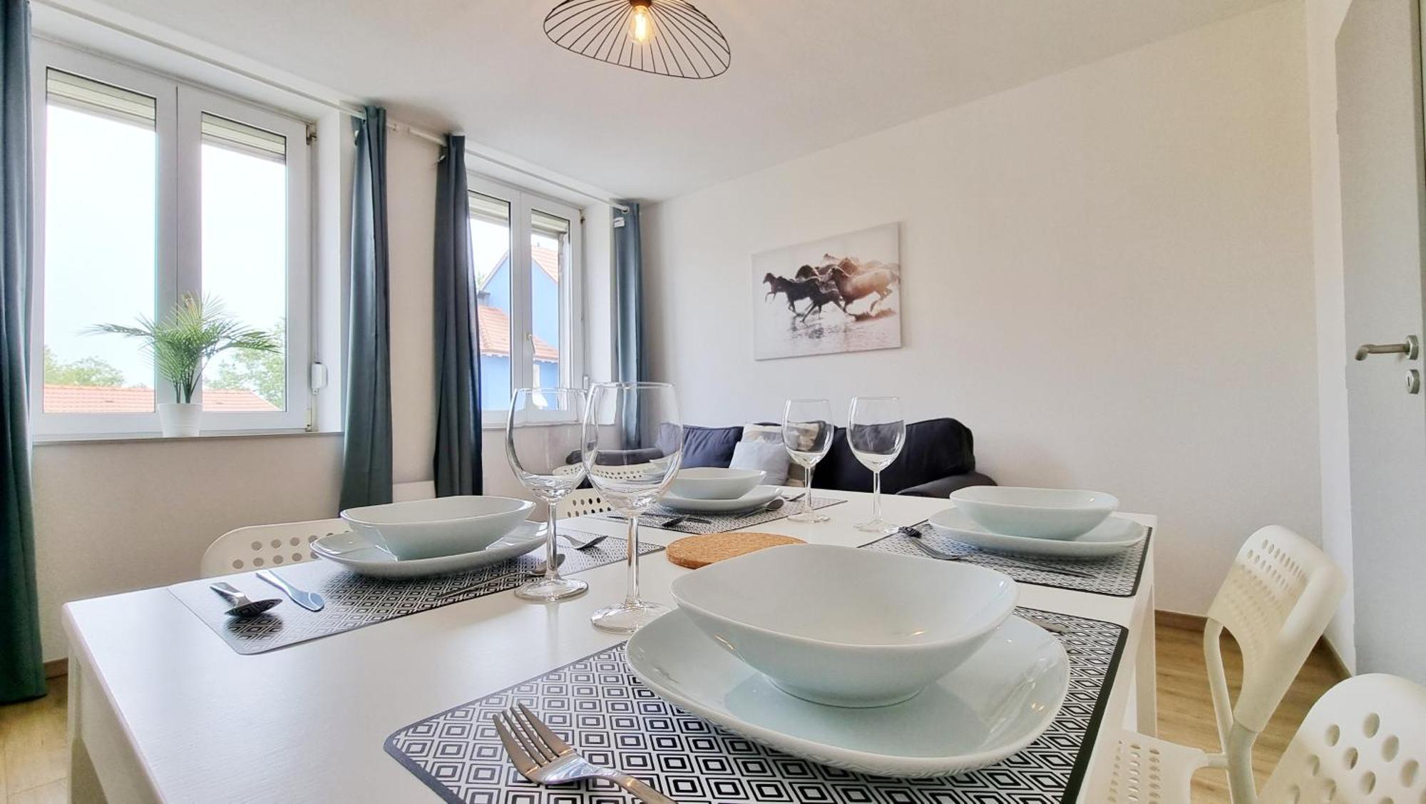 Le Triplex - 5 Chambres - 10 Pers- Fibre - Relax Bnb مُلووز المظهر الخارجي الصورة