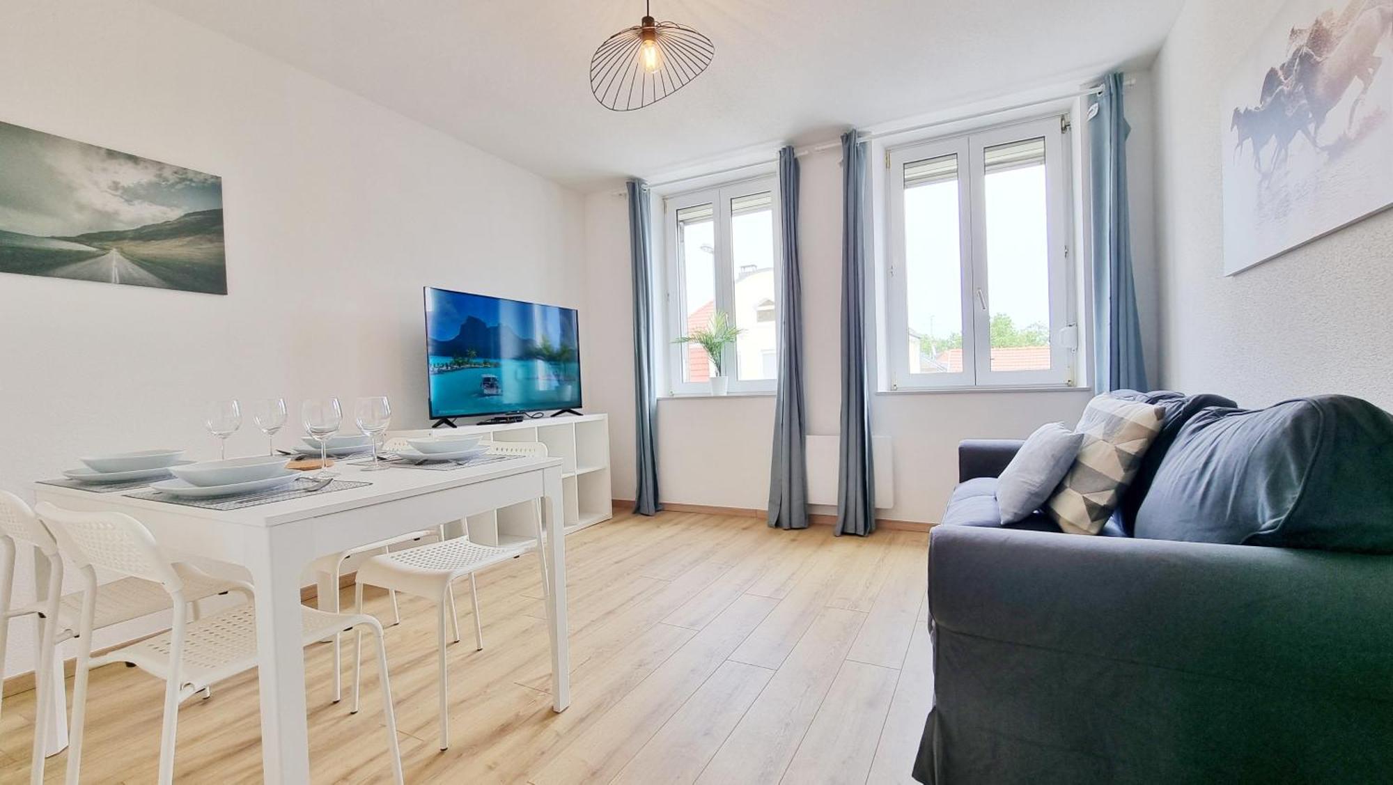Le Triplex - 5 Chambres - 10 Pers- Fibre - Relax Bnb مُلووز المظهر الخارجي الصورة